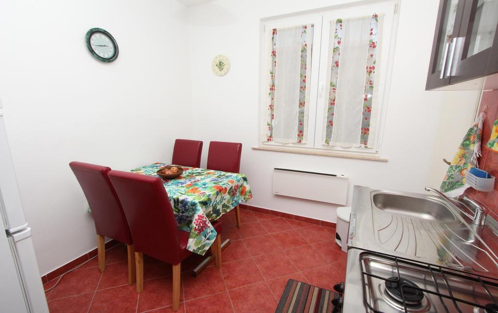Apartment Dina روفينج المظهر الخارجي الصورة
