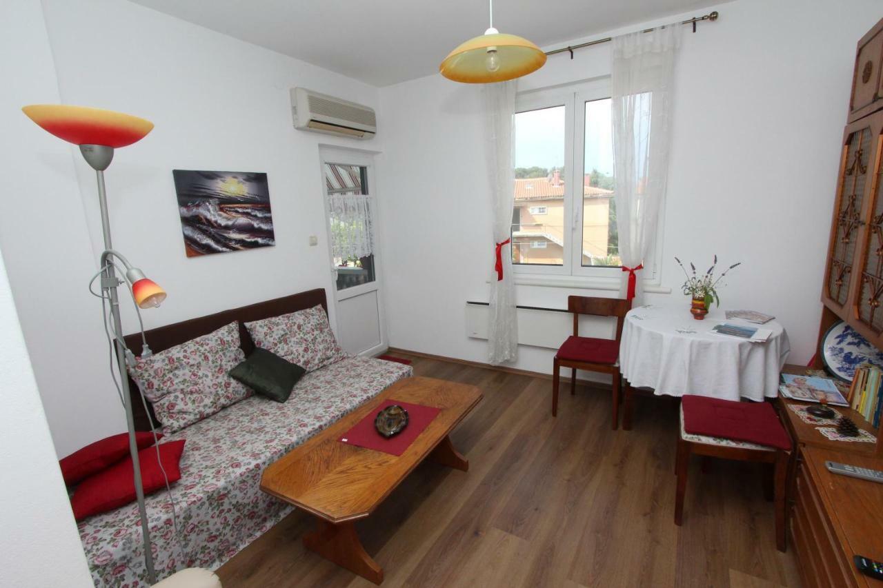 Apartment Dina روفينج المظهر الخارجي الصورة