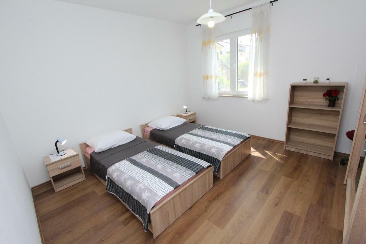 Apartment Dina روفينج المظهر الخارجي الصورة