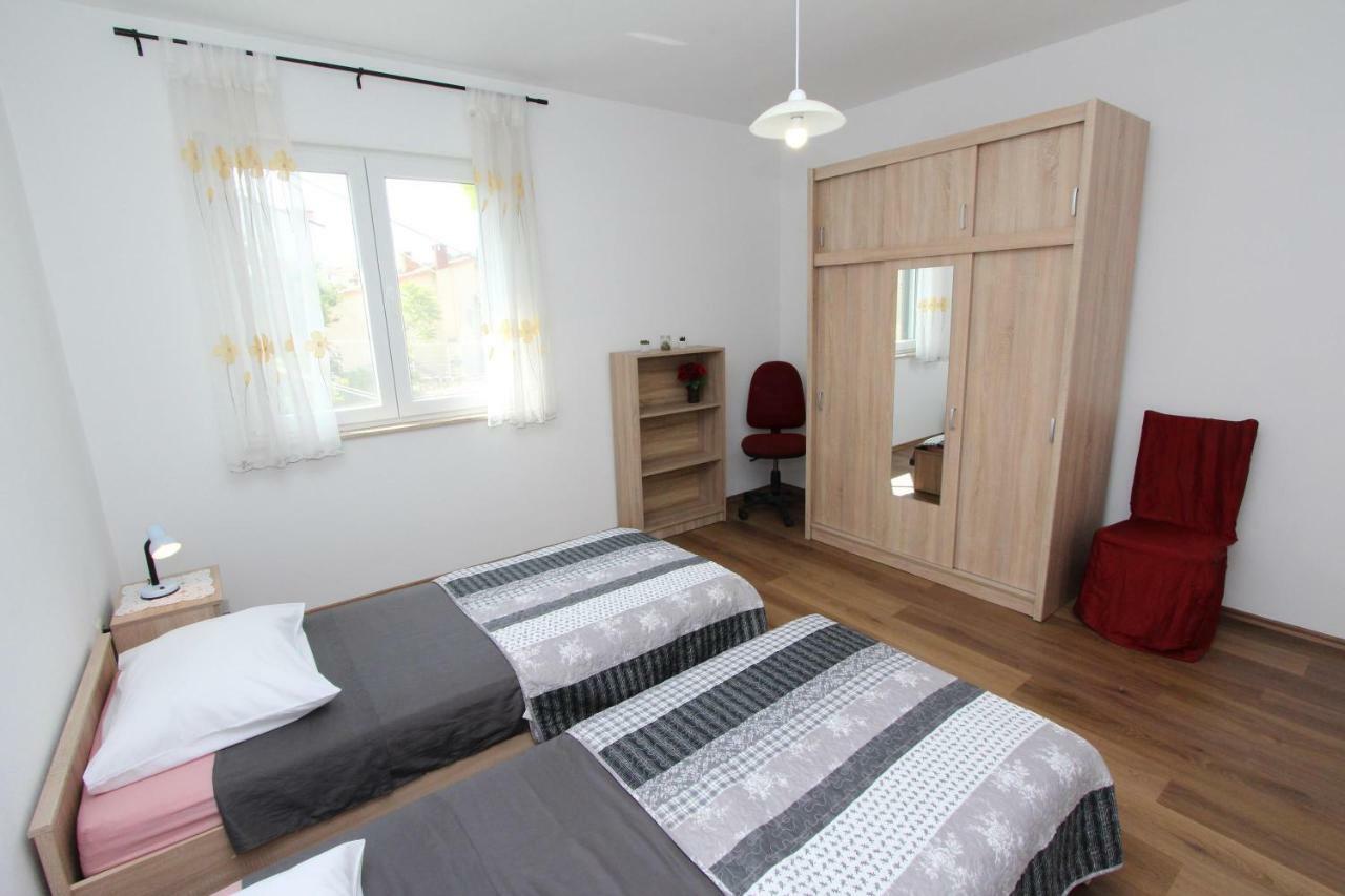 Apartment Dina روفينج المظهر الخارجي الصورة